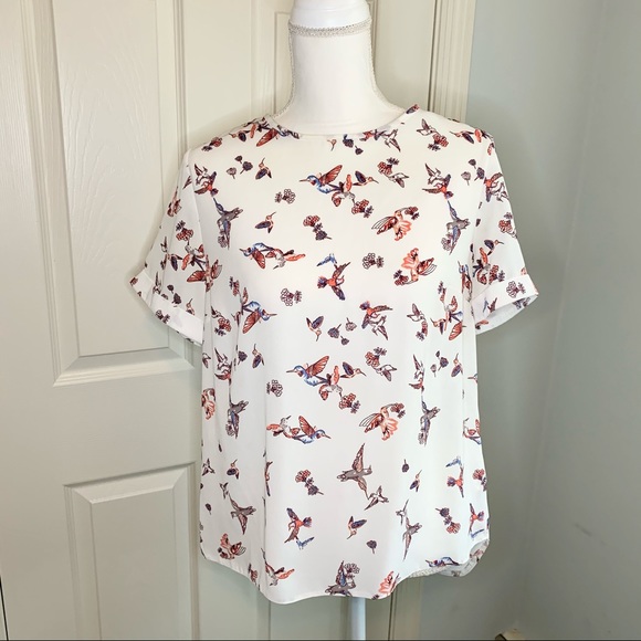 Tops - 3/25$ Spring Short Sleeve Shirt